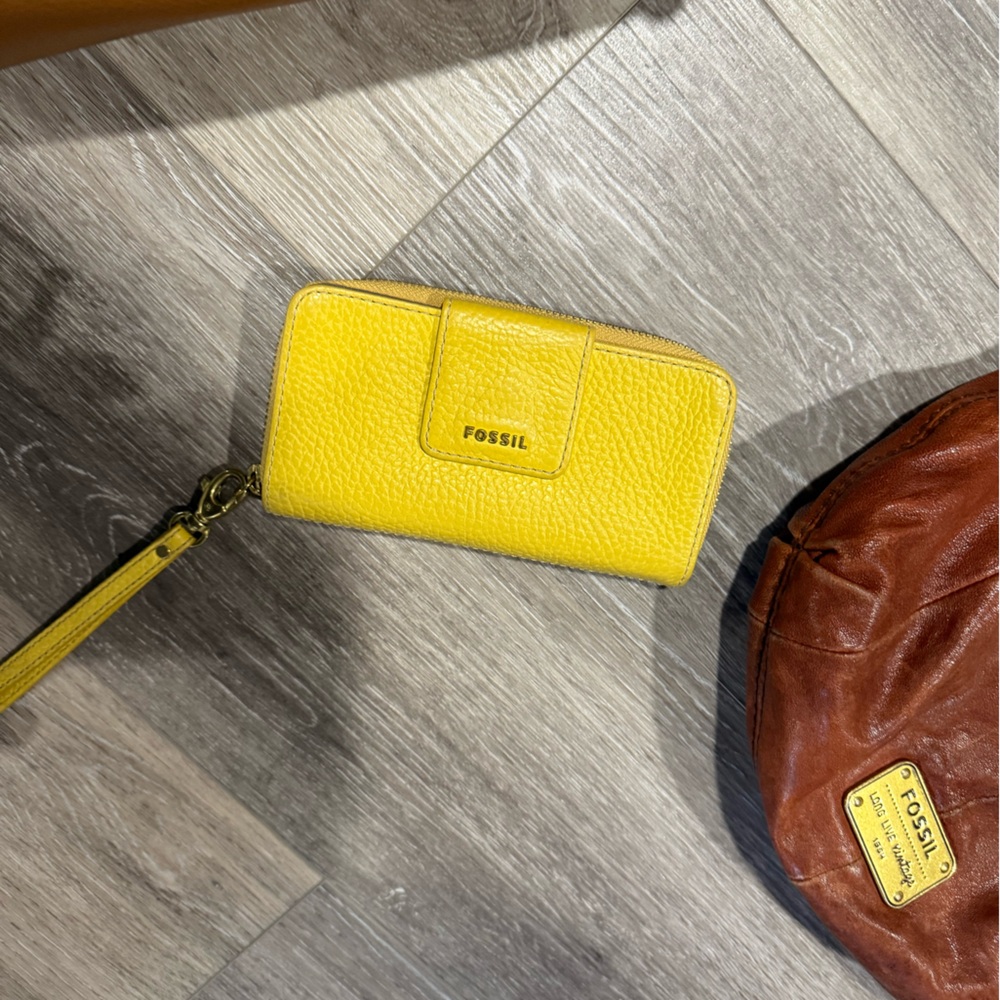 Fossil Bright Yellow Pebbled Leather Wristlet